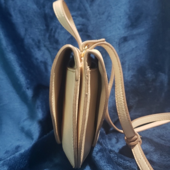 Lauren Conrad purse - Picture 6 of 6